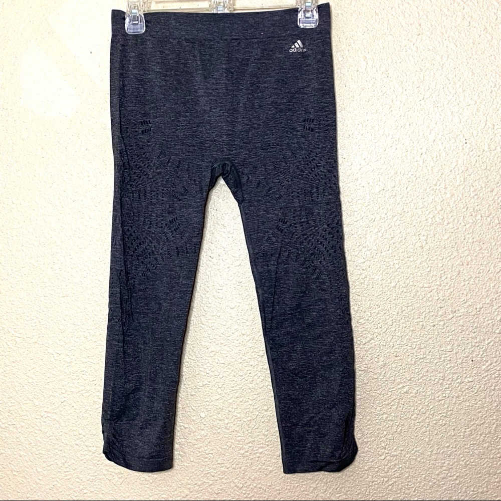 Adidas Climalite SeamLess Capri Crop Patterned Tights Grey & Black Size Medium